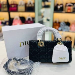 Lady Dior handbag in black quilted Cannage lambskin